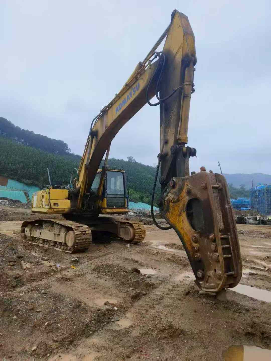 Used Komatsu PC60-7 Excavator 2012 Model / 6
