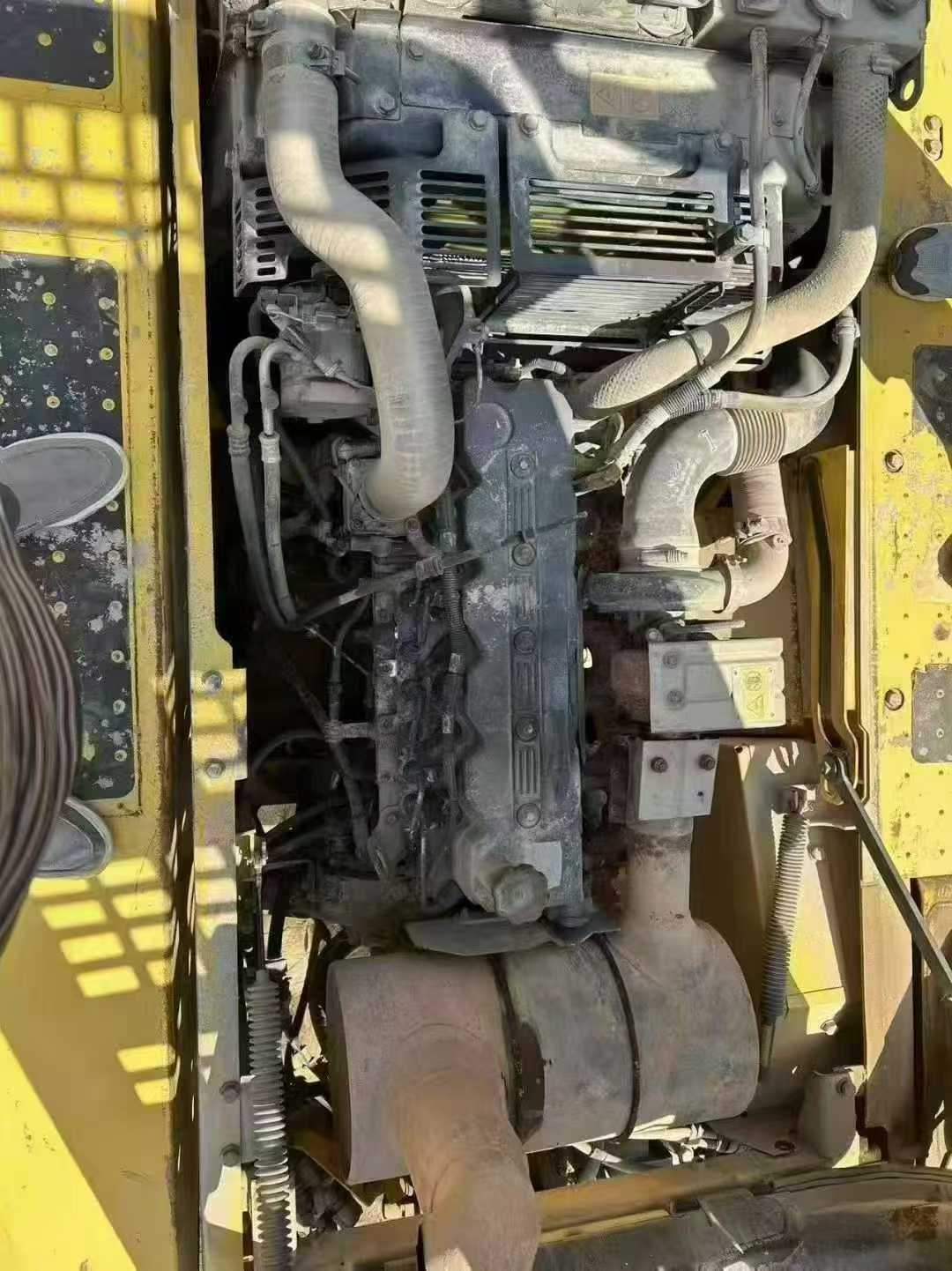 Used Komatsu HB215LC-1 Excavator 2020 Model / 9