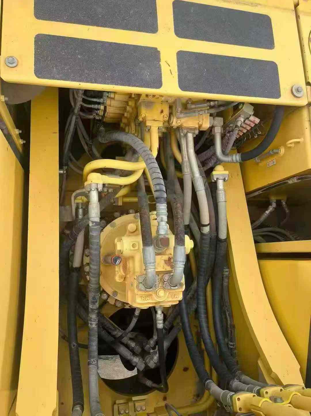 Used Komatsu PC60 Excavator 2016 Model / 4