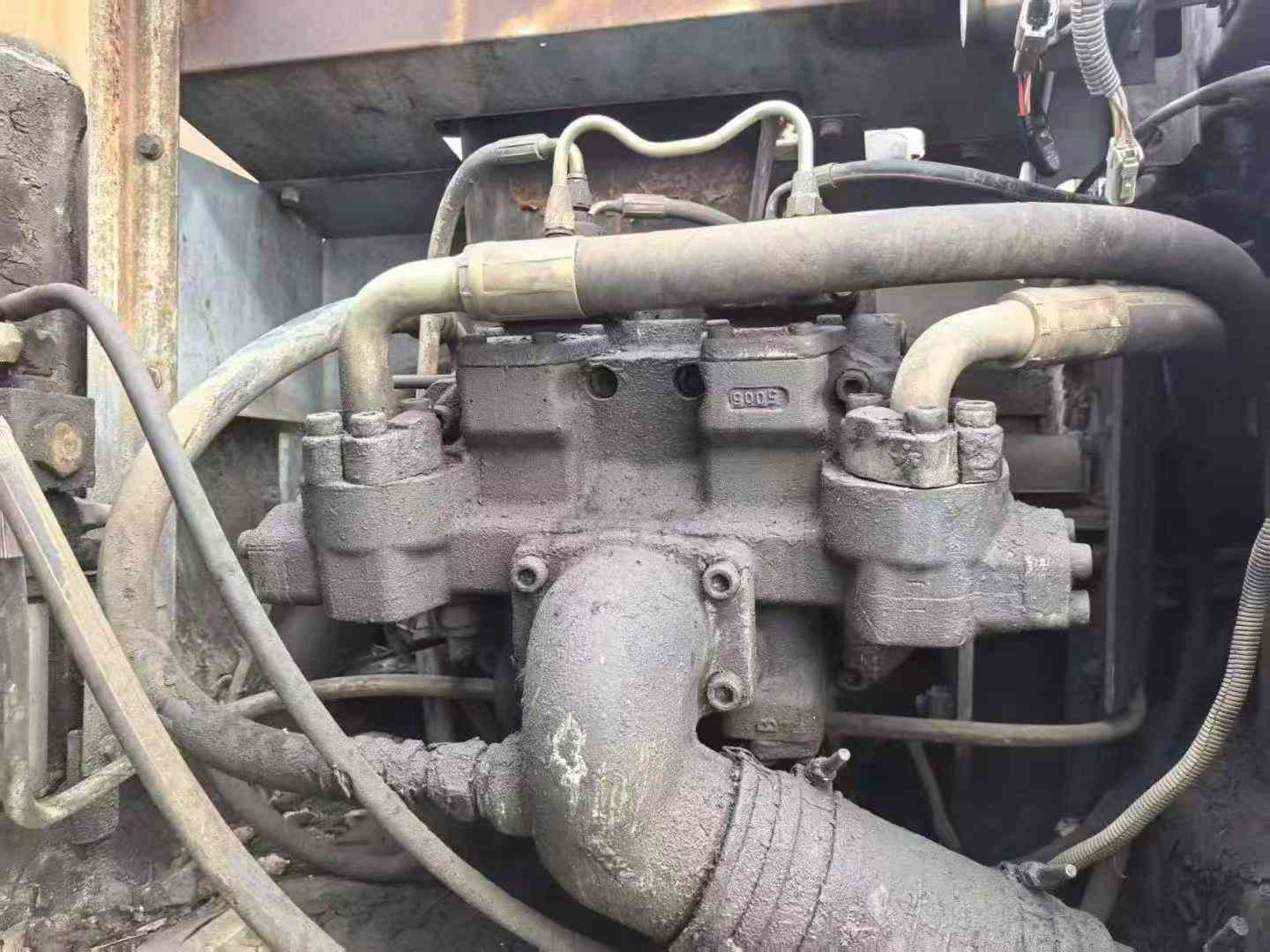 Used Hitachi ZAXIS200 Excavator 2016 Model / 6