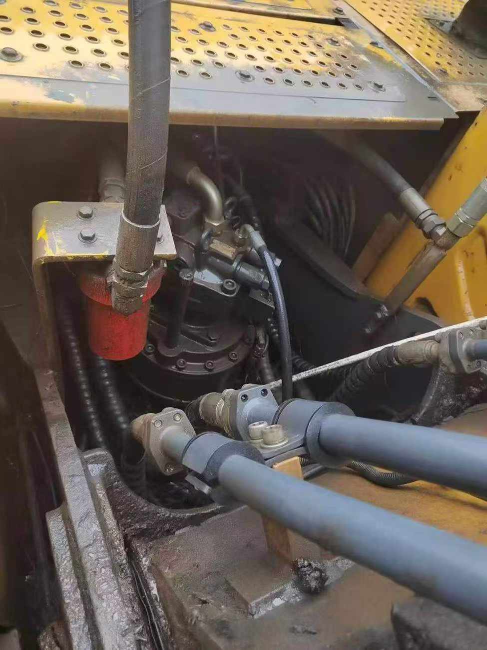 Used Komatsu PC450-7 Excavator 2016 Model / 9