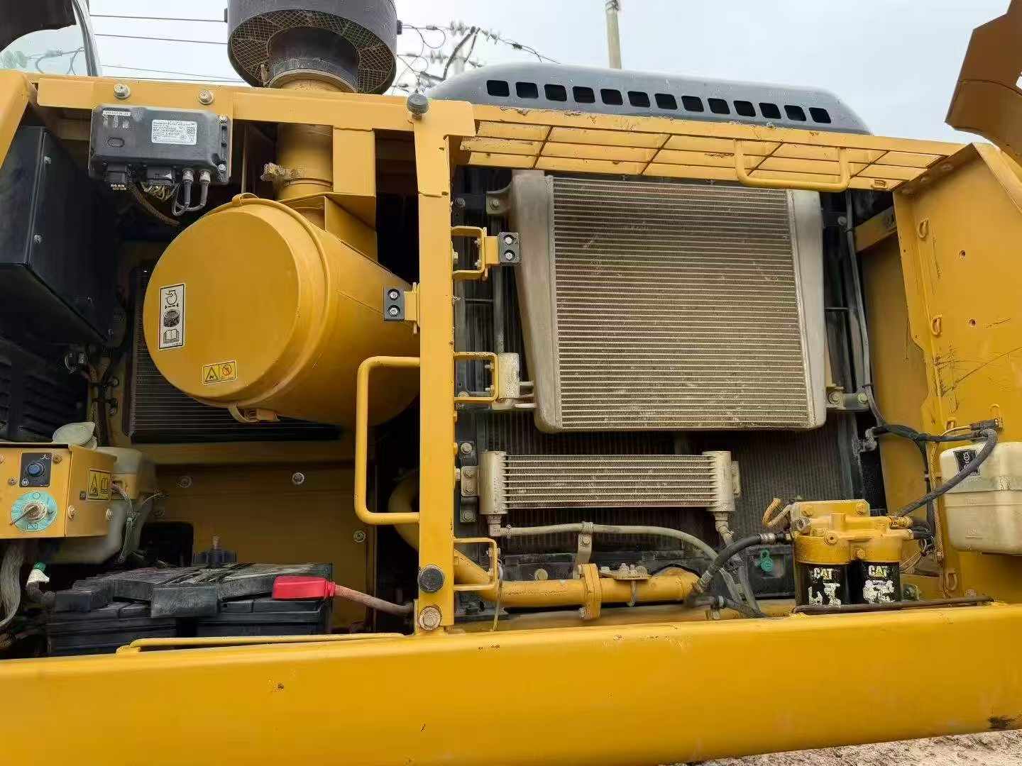 Used Caterpillar 330L Excavator 2017 Model / 6