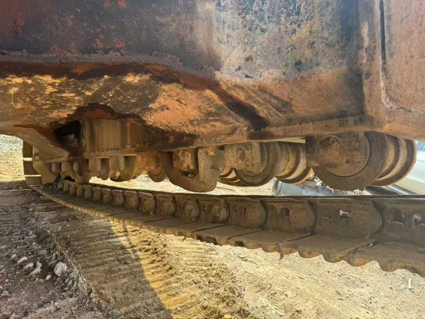 Buy Hyundai R335-7 Used Excavator / 8 Used Hyundai R335-7 Excavator 2016 Model / 8