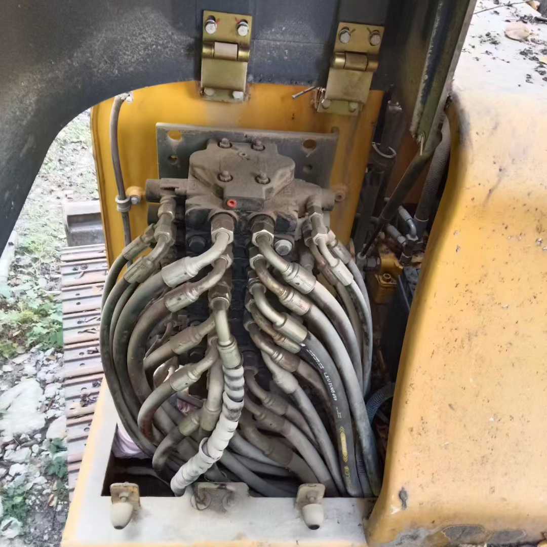 Used XCMG XE60 Excavator 2018 Model / 3