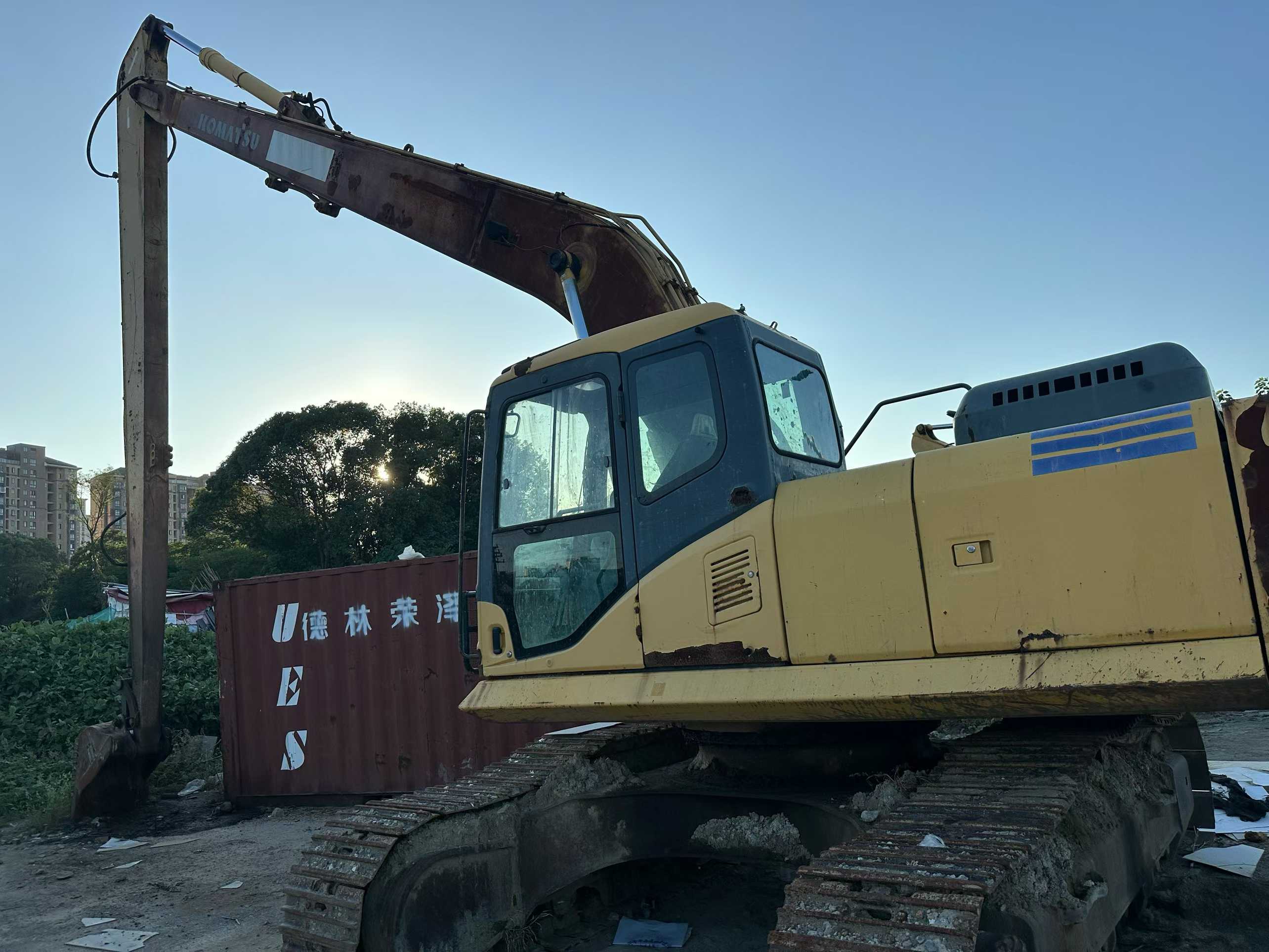 Used Komatsu PC70 Excavator 2010 Model / 4