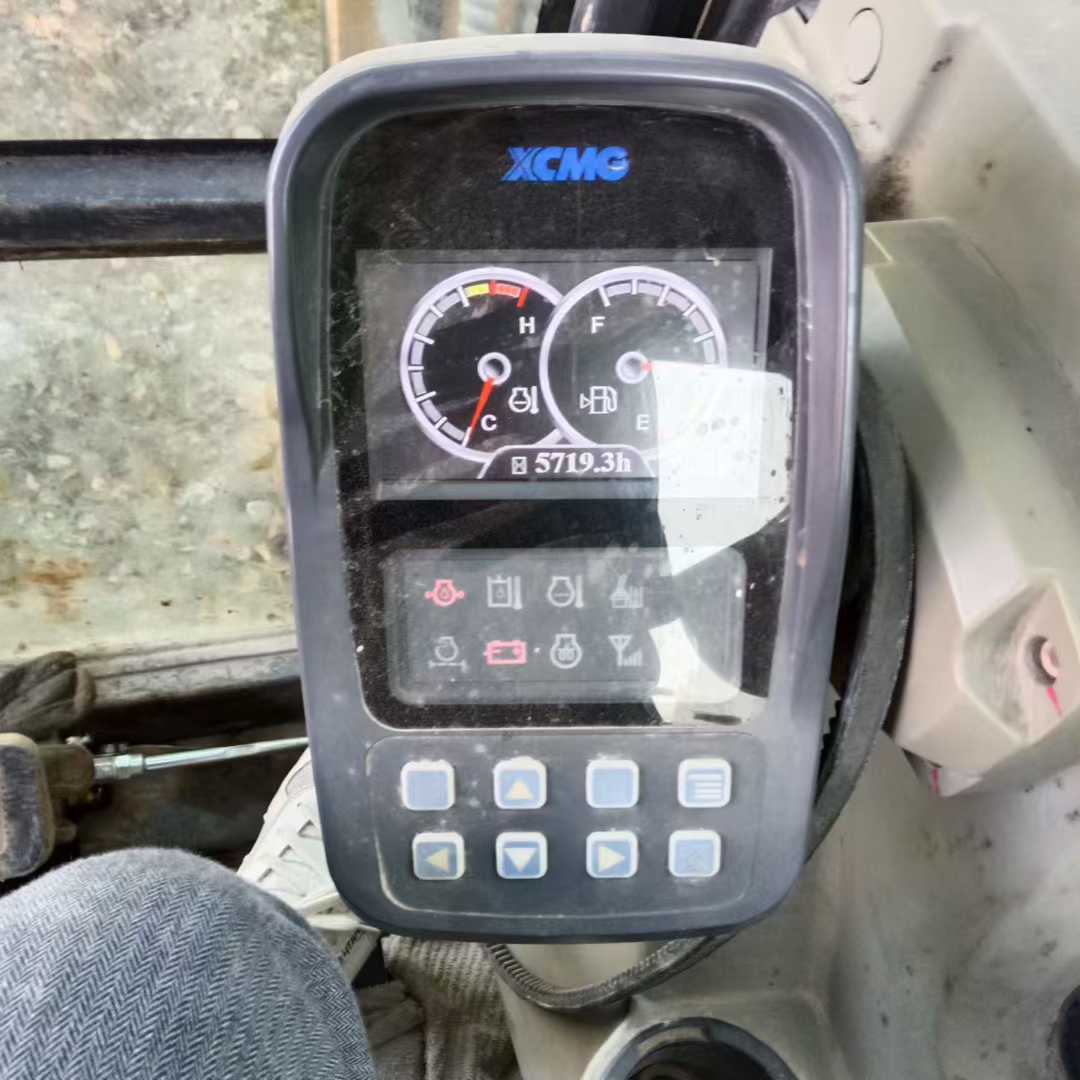 Used XCMG XE60 Excavator 2018 Model / 7