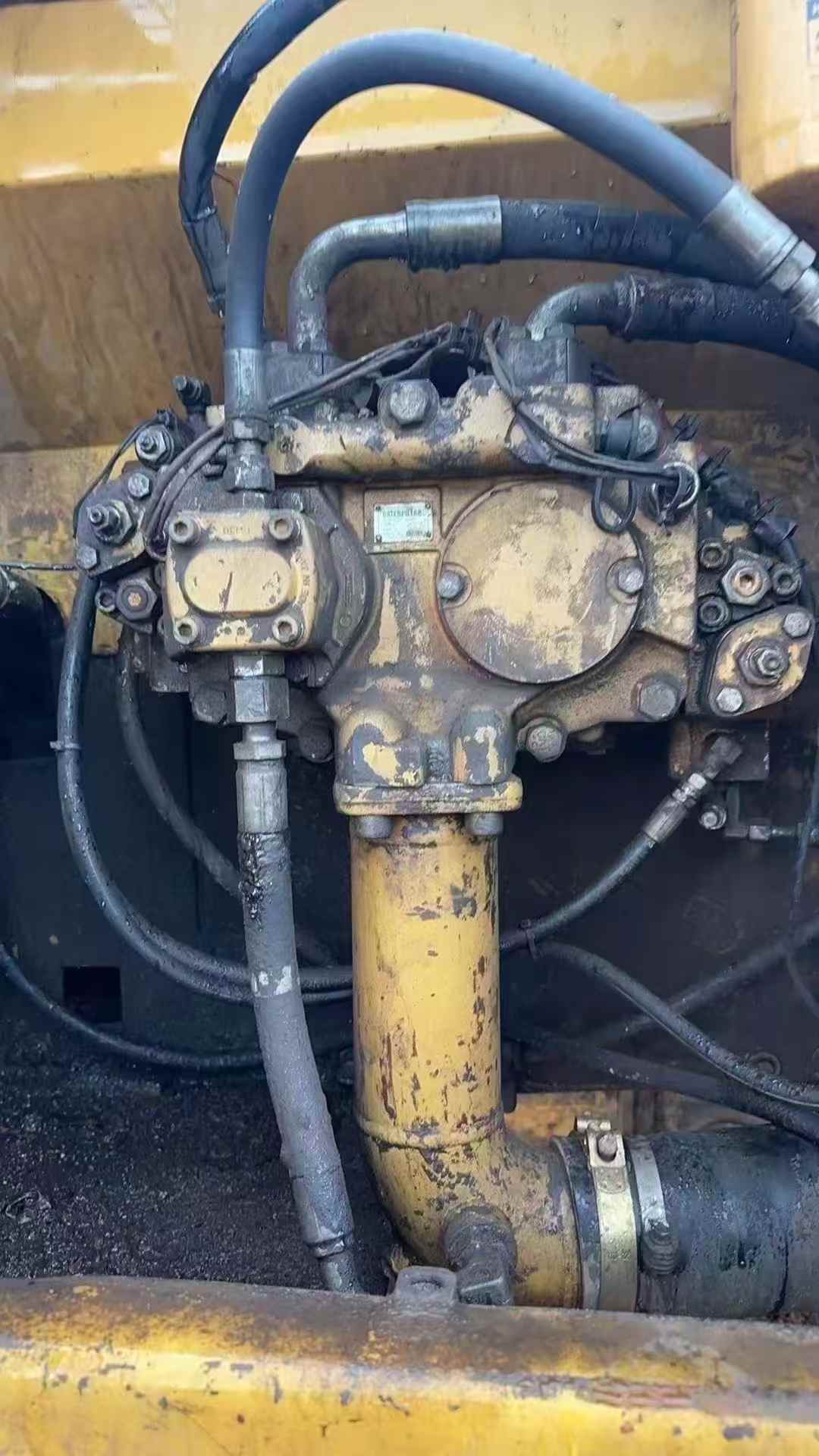 Used Caterpillar 329EL Excavator 2016 Model / 3