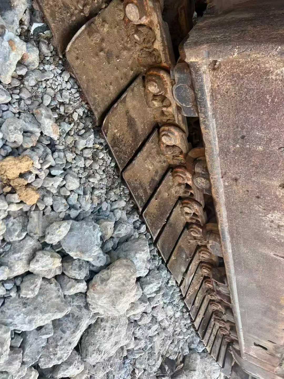 Used Caterpillar 320V2 Excavator 2016 Model / 5