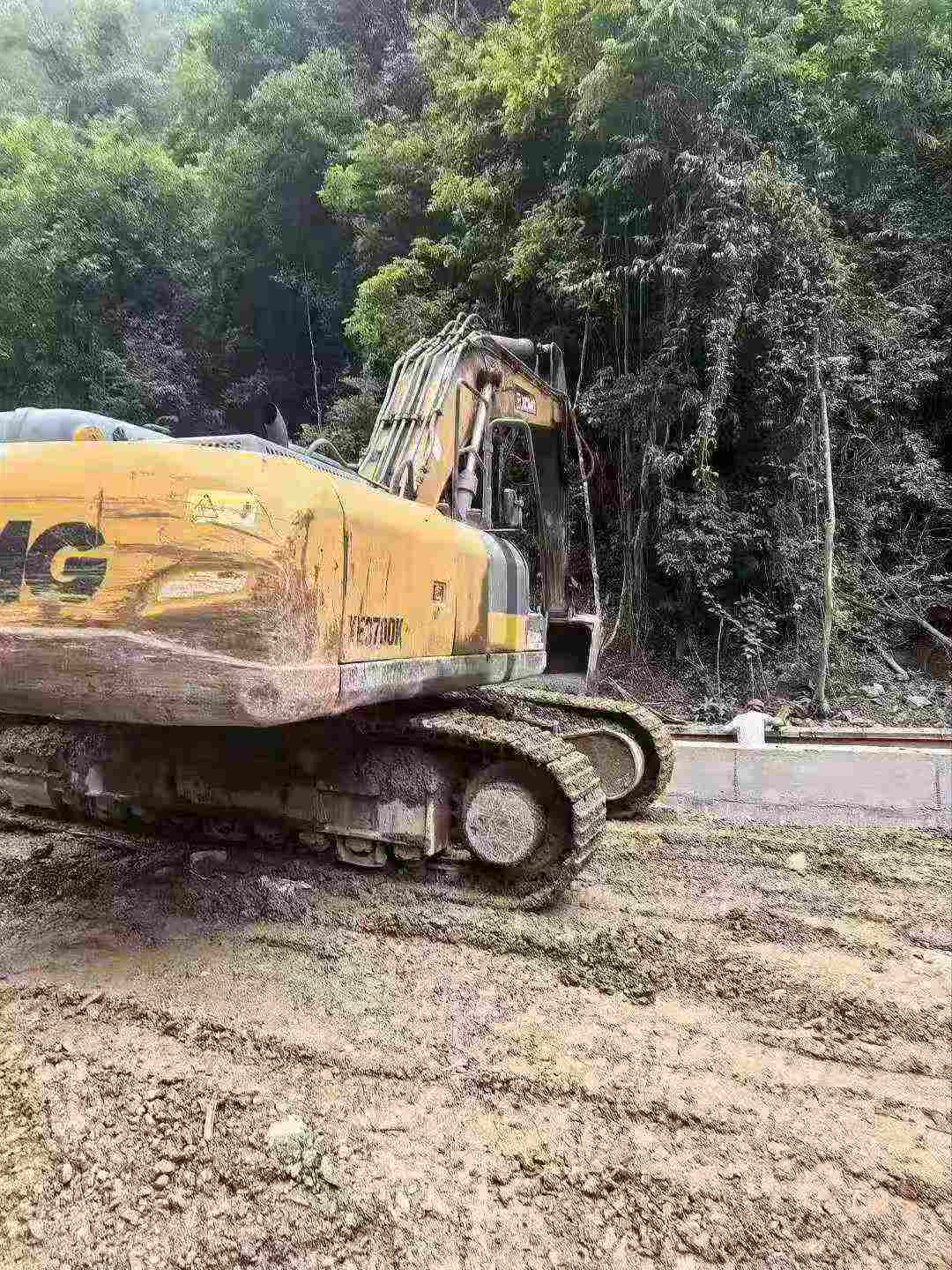 Used XCMG XE370 Excavator 2018 Model / 3