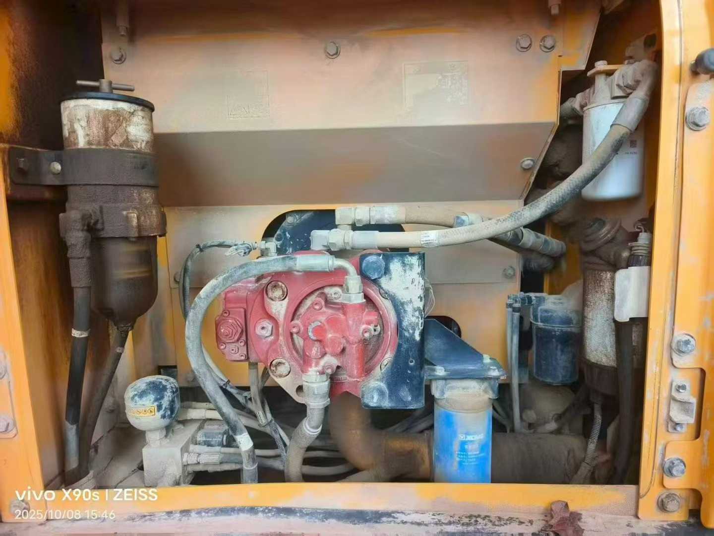 Used Hyundai R215VSN Excavator 2018 Model / 5