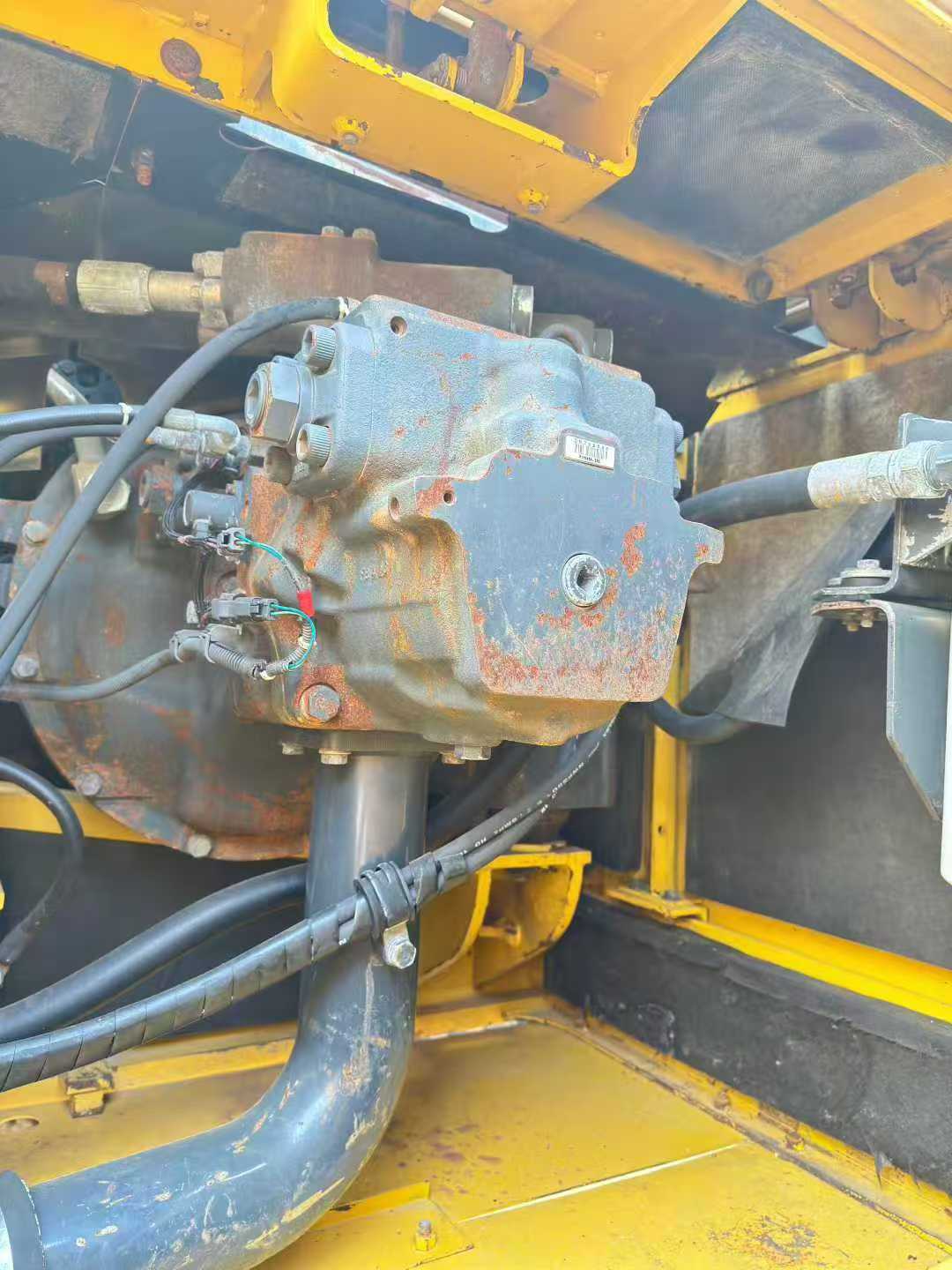 Used Komatsu PC350-8 Excavator 2016 Model / 8