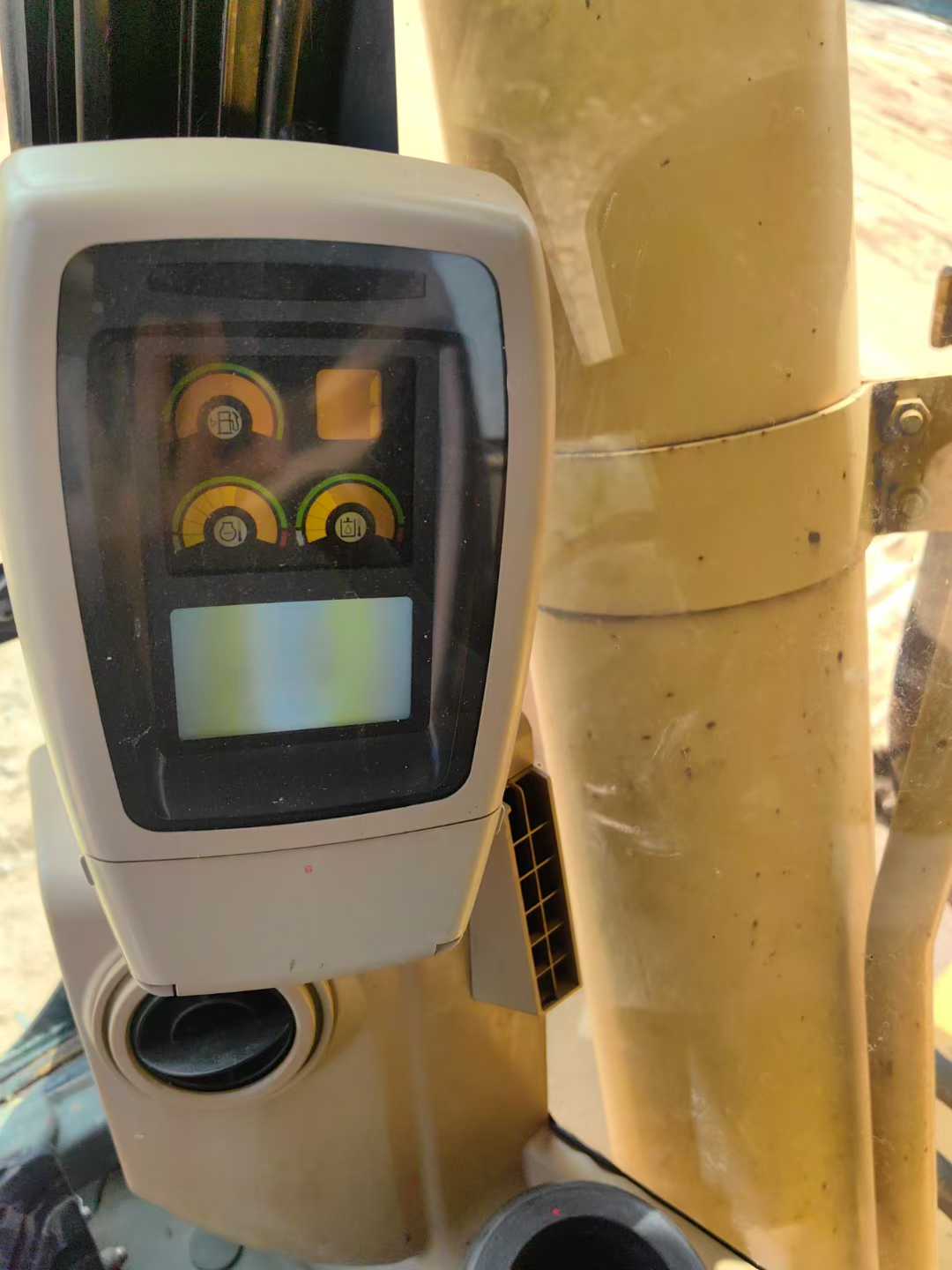 Used Caterpillar 330C Excavator 2016 Model / 9