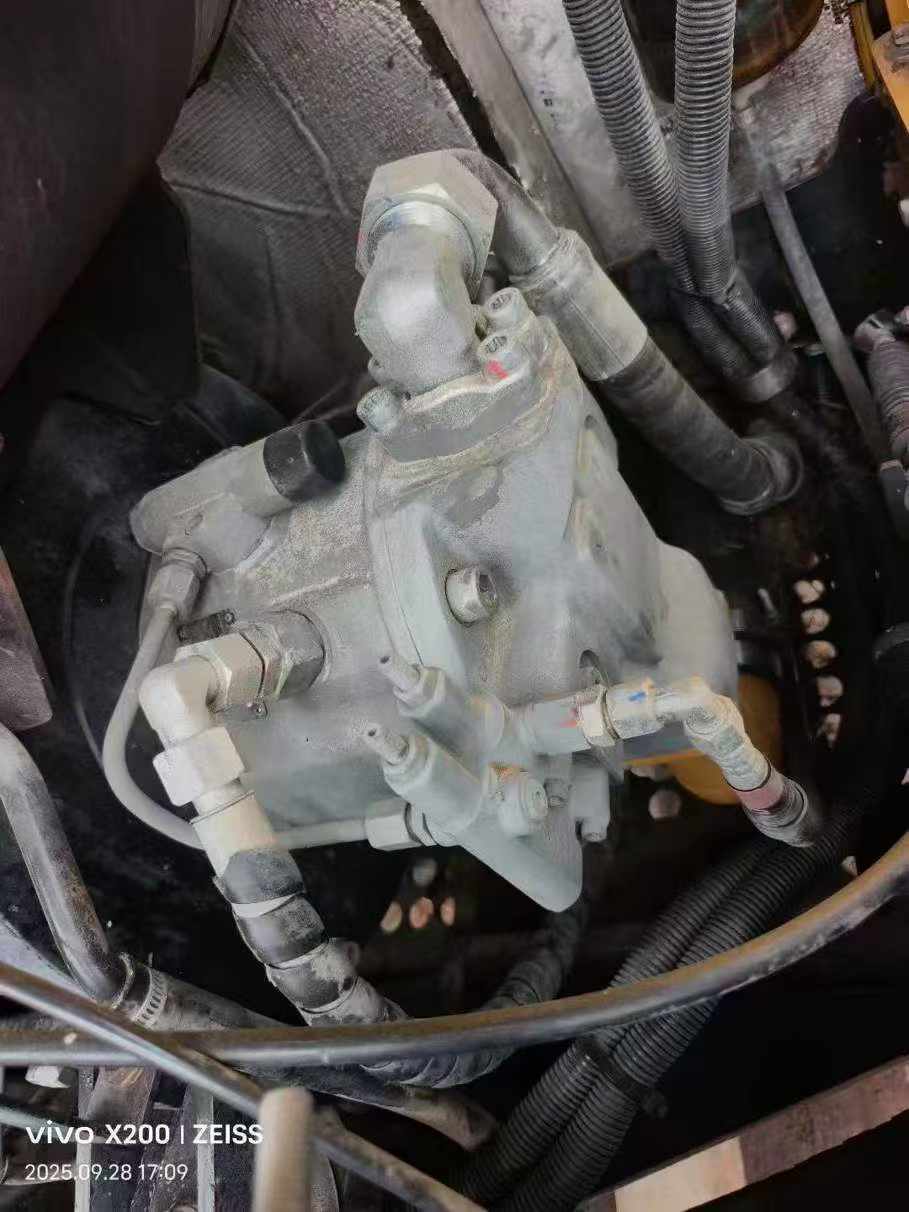 Used Sany SY55 Excavator 2016 Model / 3