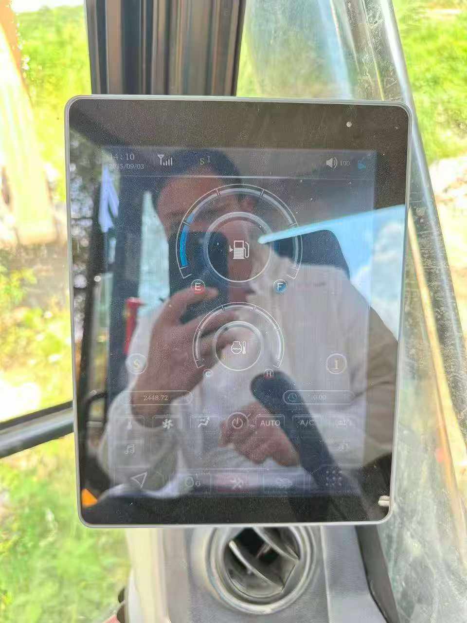 Used Sany SY200H Excavator 2022 Model / 6