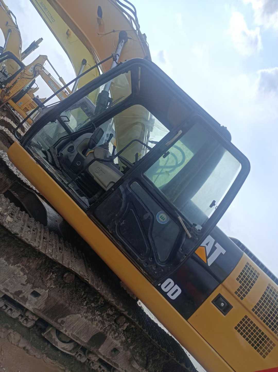 Buy Caterpillar 320D Used Excavator / 7 Used Caterpillar 320D Excavator 2016 Model / 7