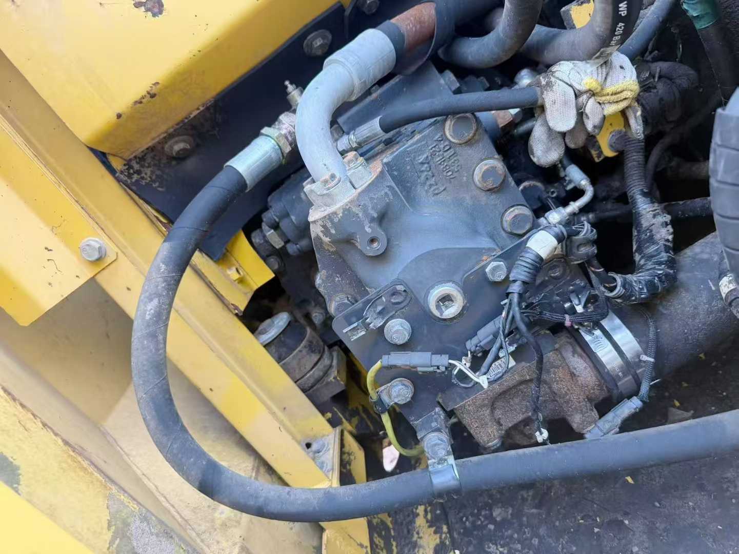 Used Komatsu PC110-7 Excavator 2016 Model / 7