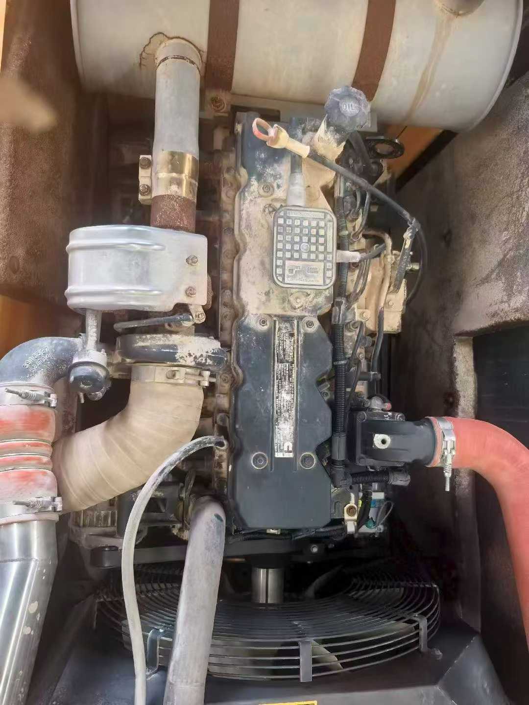 Used Hyundai R215VSN Excavator 2018 Model / 4