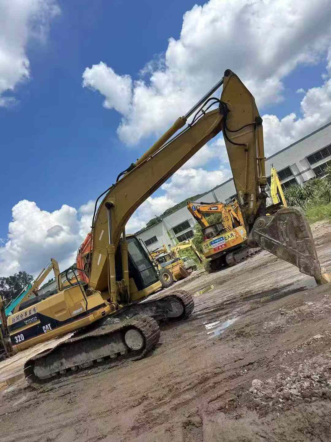 Used Caterpillar CT20 Excavator 2016 Model / 4