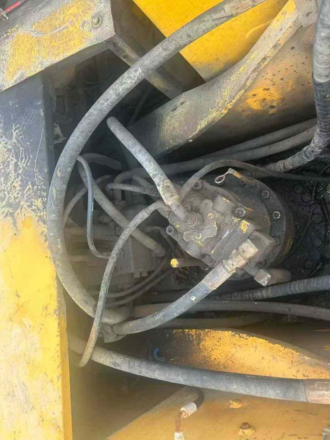 Buy Hyundai HX305L Used Excavator / 3 Used Hyundai HX305L Excavator 2016 Model / 3