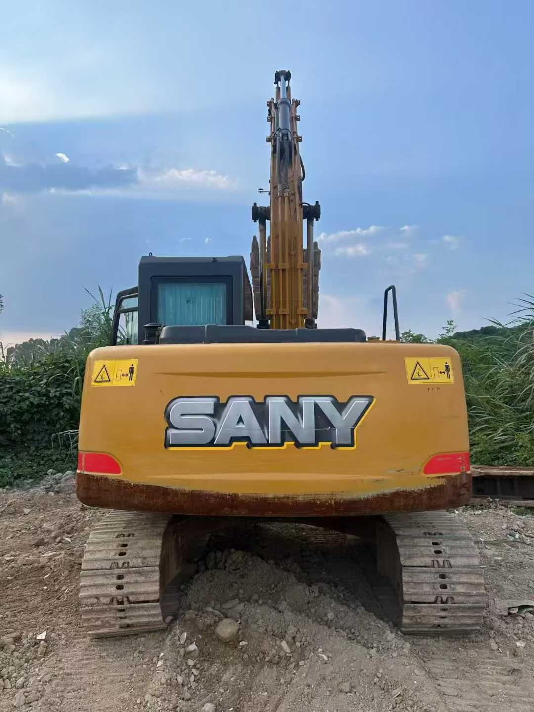 Used Sany SY135 Excavator 2016 Model / 9