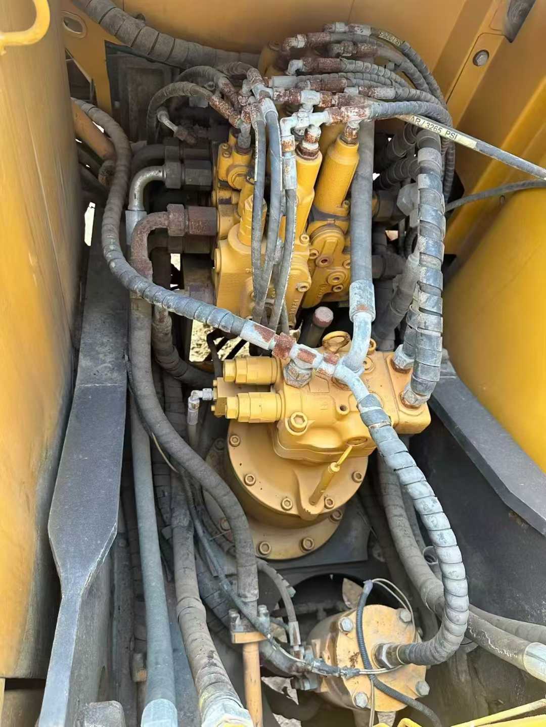 Used Sany SY135 Excavator 2016 Model / 5