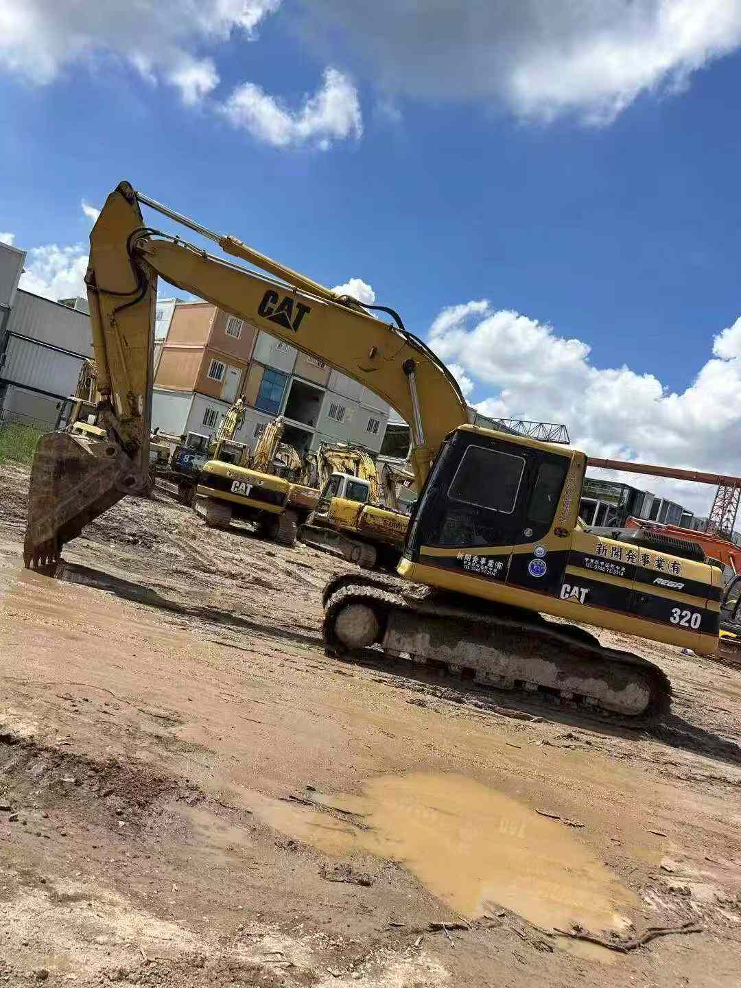 Used Caterpillar CT20 Excavator 2016 Model / 3