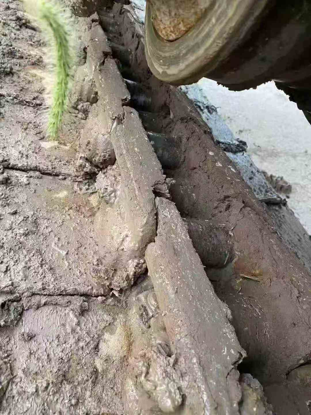 Used Komatsu PC210 Excavator 2010 Model / 5