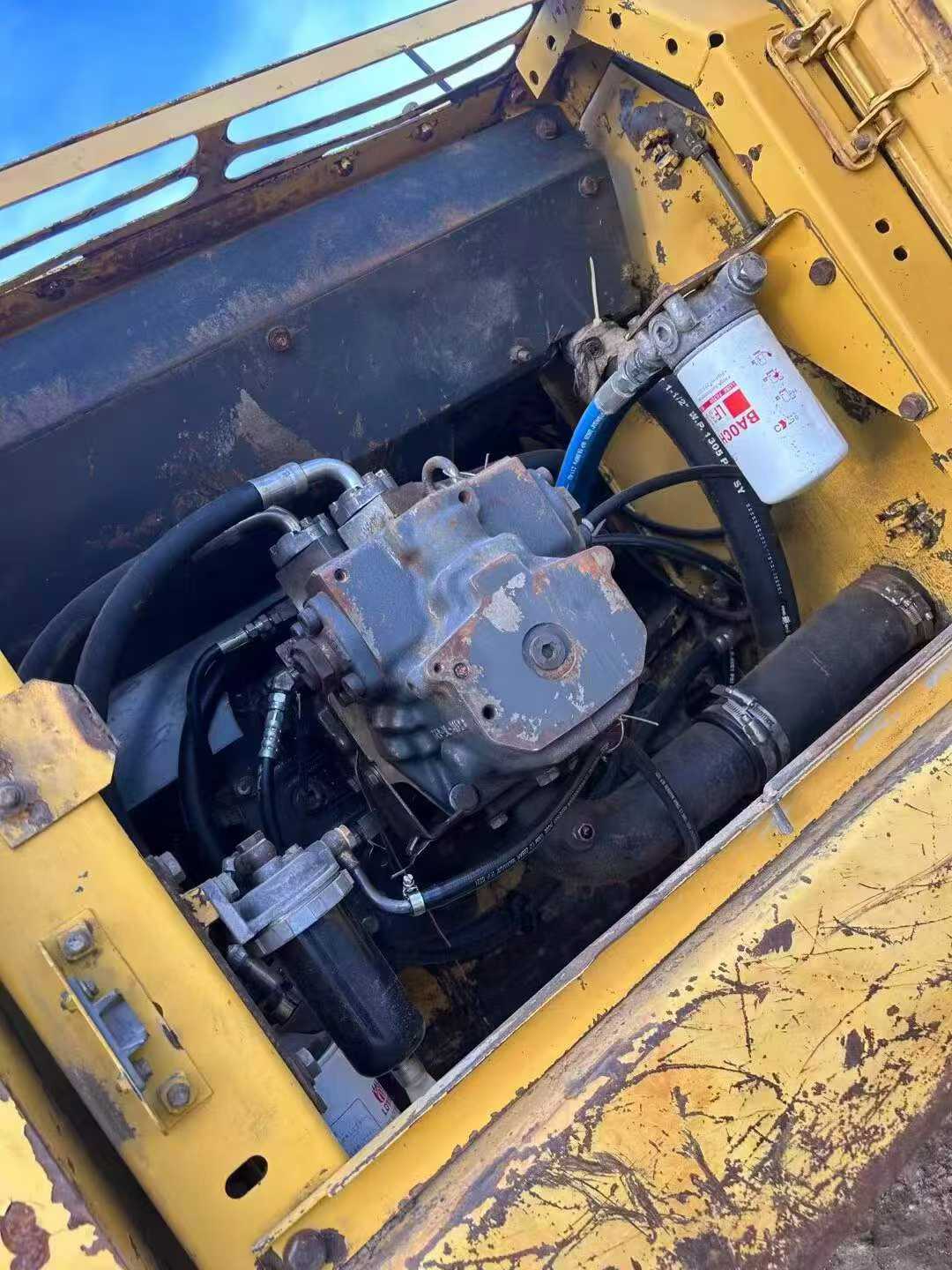 Used Komatsu PW200-7 Excavator 2016 Model / 7