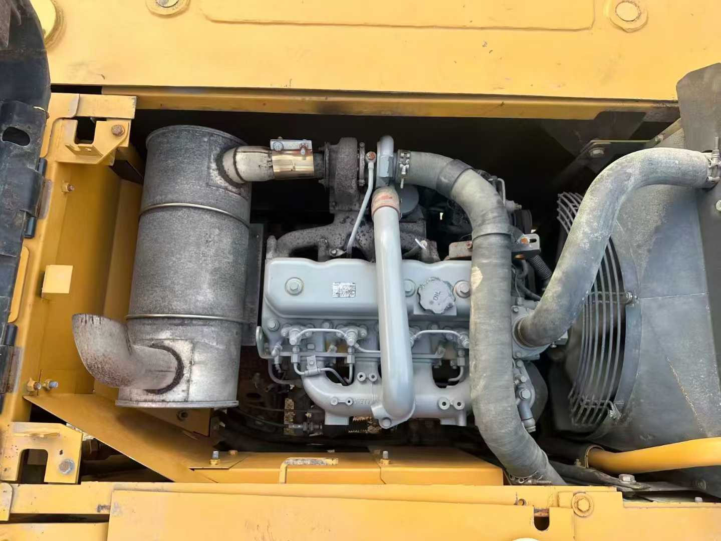 Used Sany SY135 Excavator 2016 Model / 8