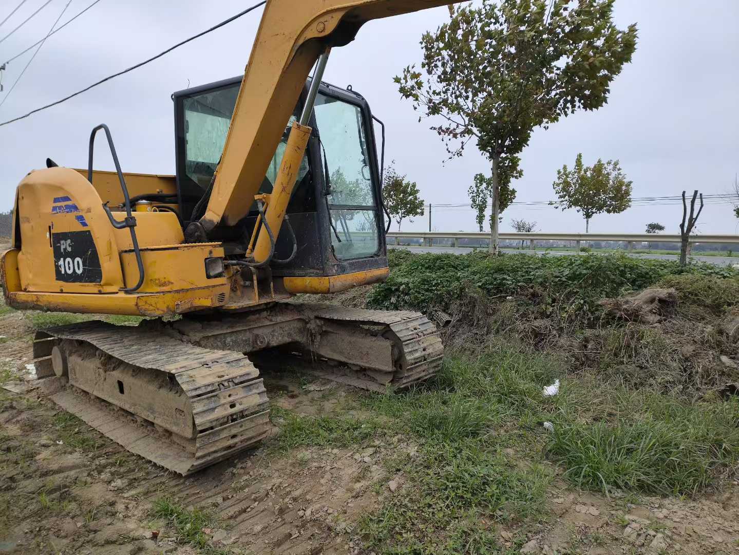 Used Komatsu PC70-8 Excavator 2014 Model / 2