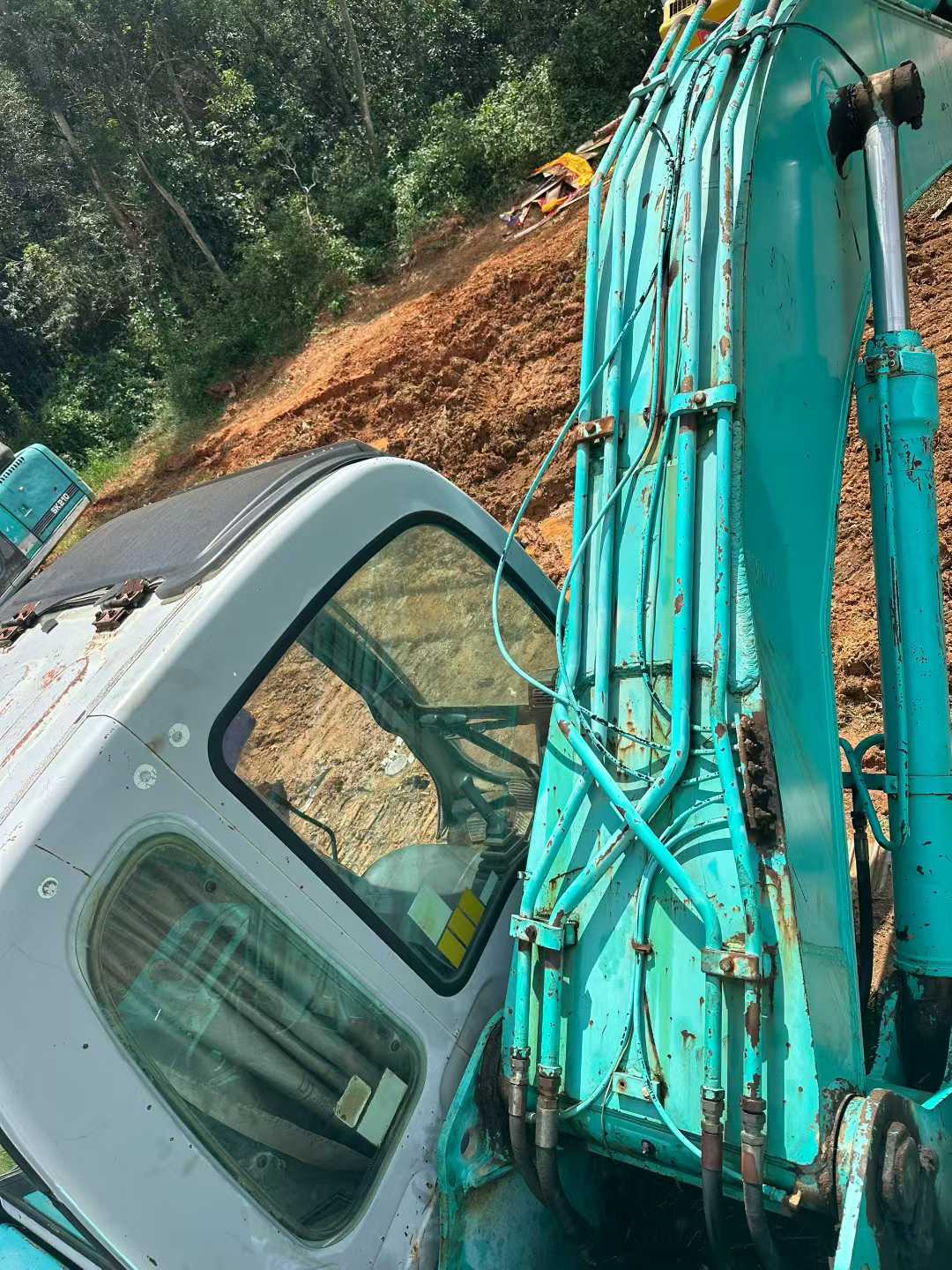 Used Kobelco SK200-9 Excavator 2016 Model / 3