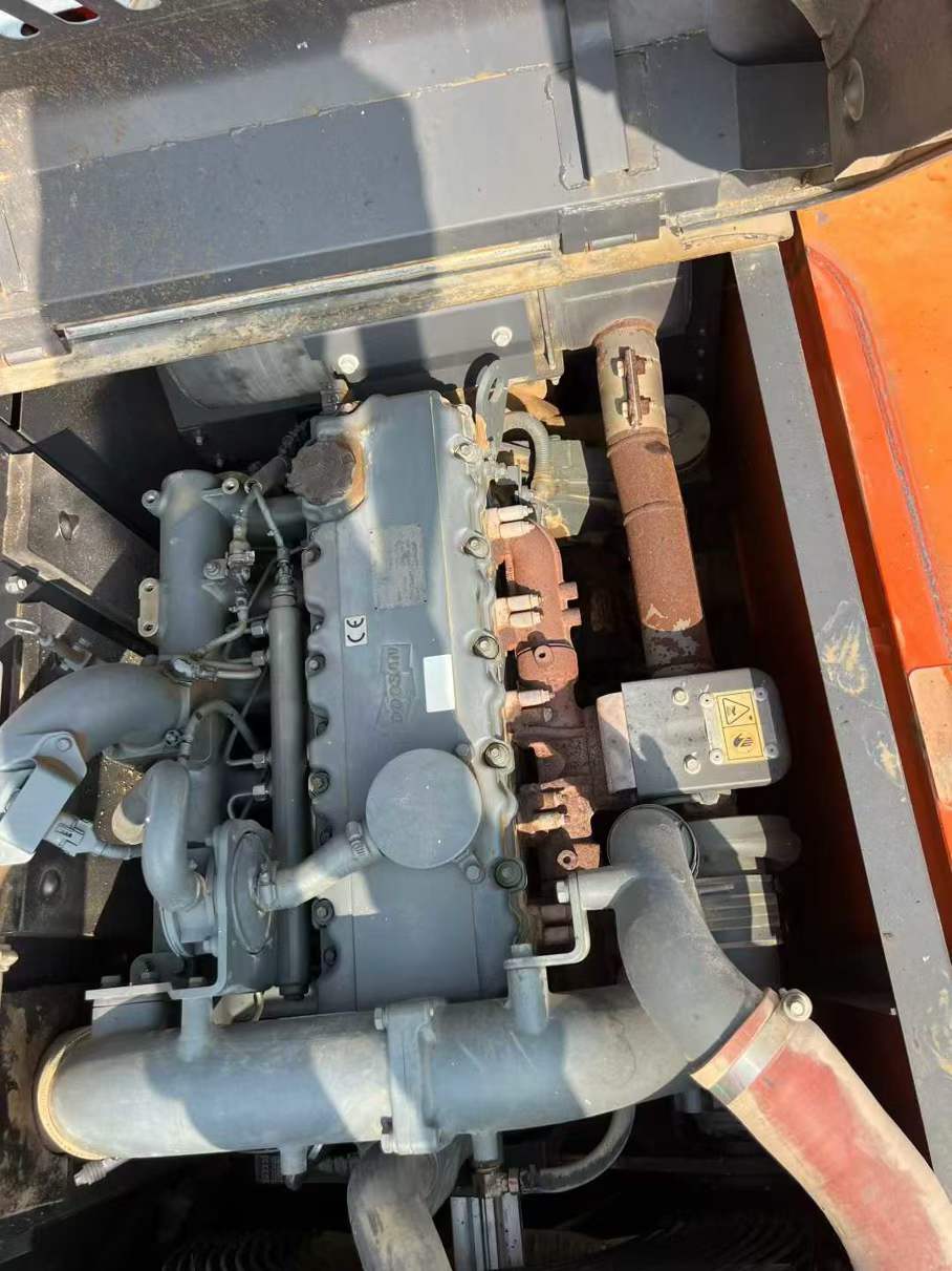 Used Doosan S225 Excavator 2017 Model / 9