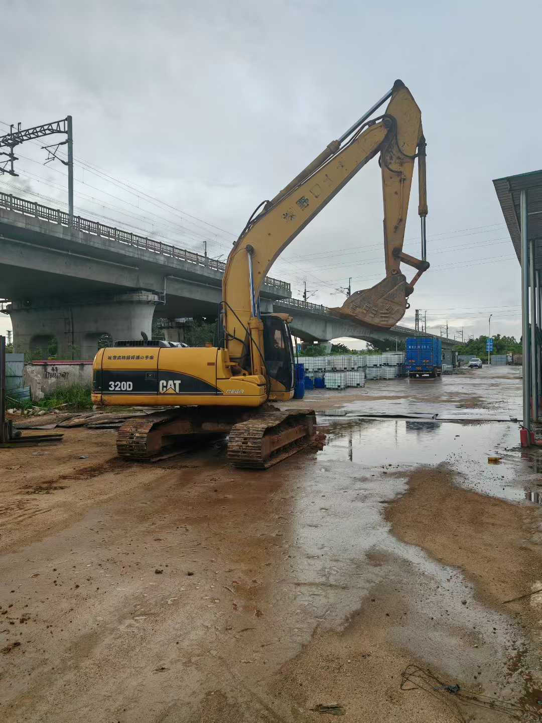 Used Caterpillar 320D Excavator 2016 Model / 3