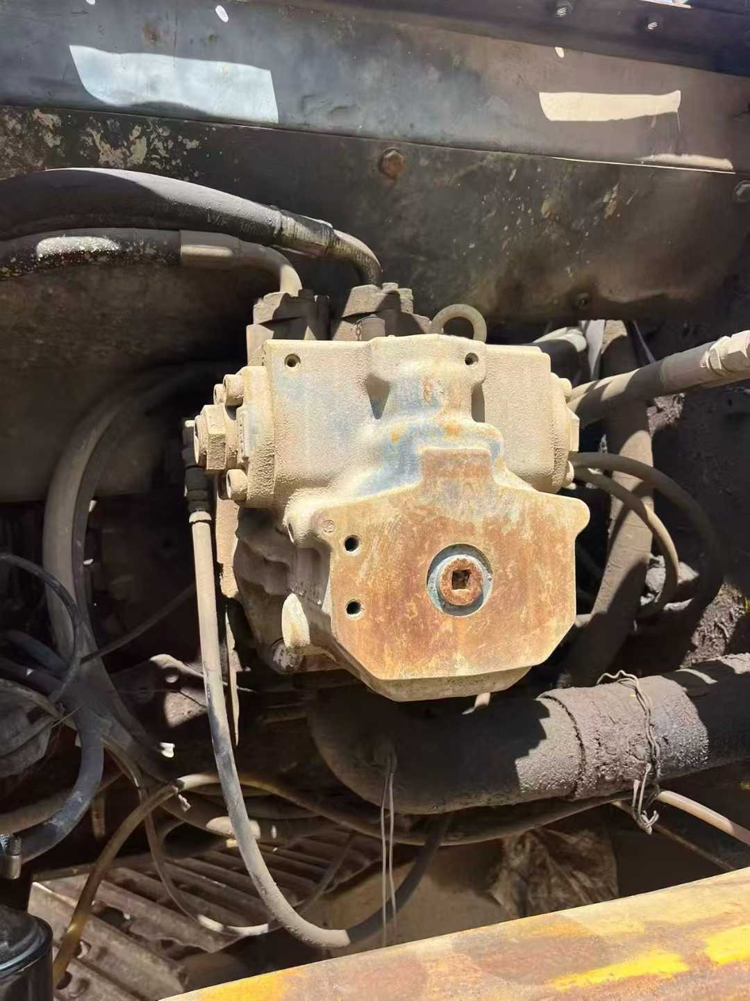 Used Komatsu PW200-7 Excavator 2016 Model / 3