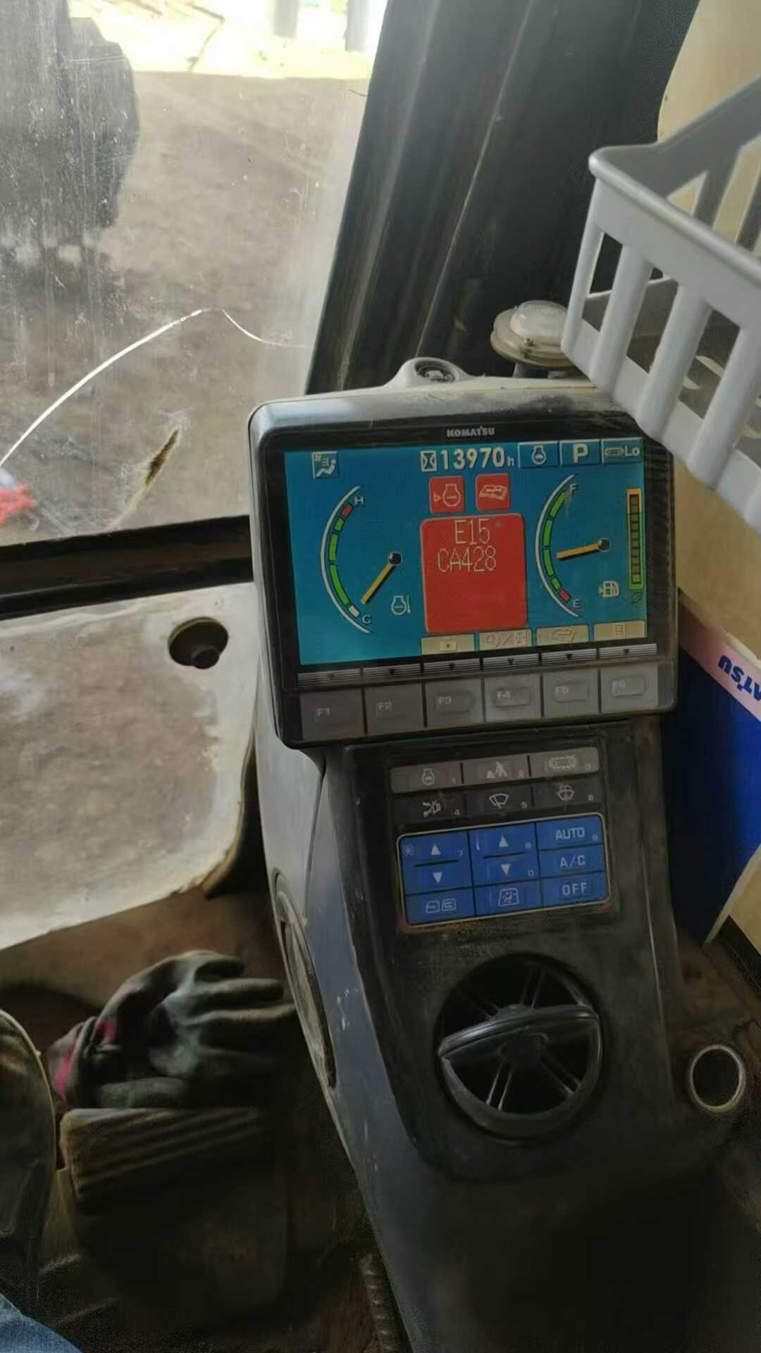 Used Komatsu PC200-8 Excavator 2016 Model / 6