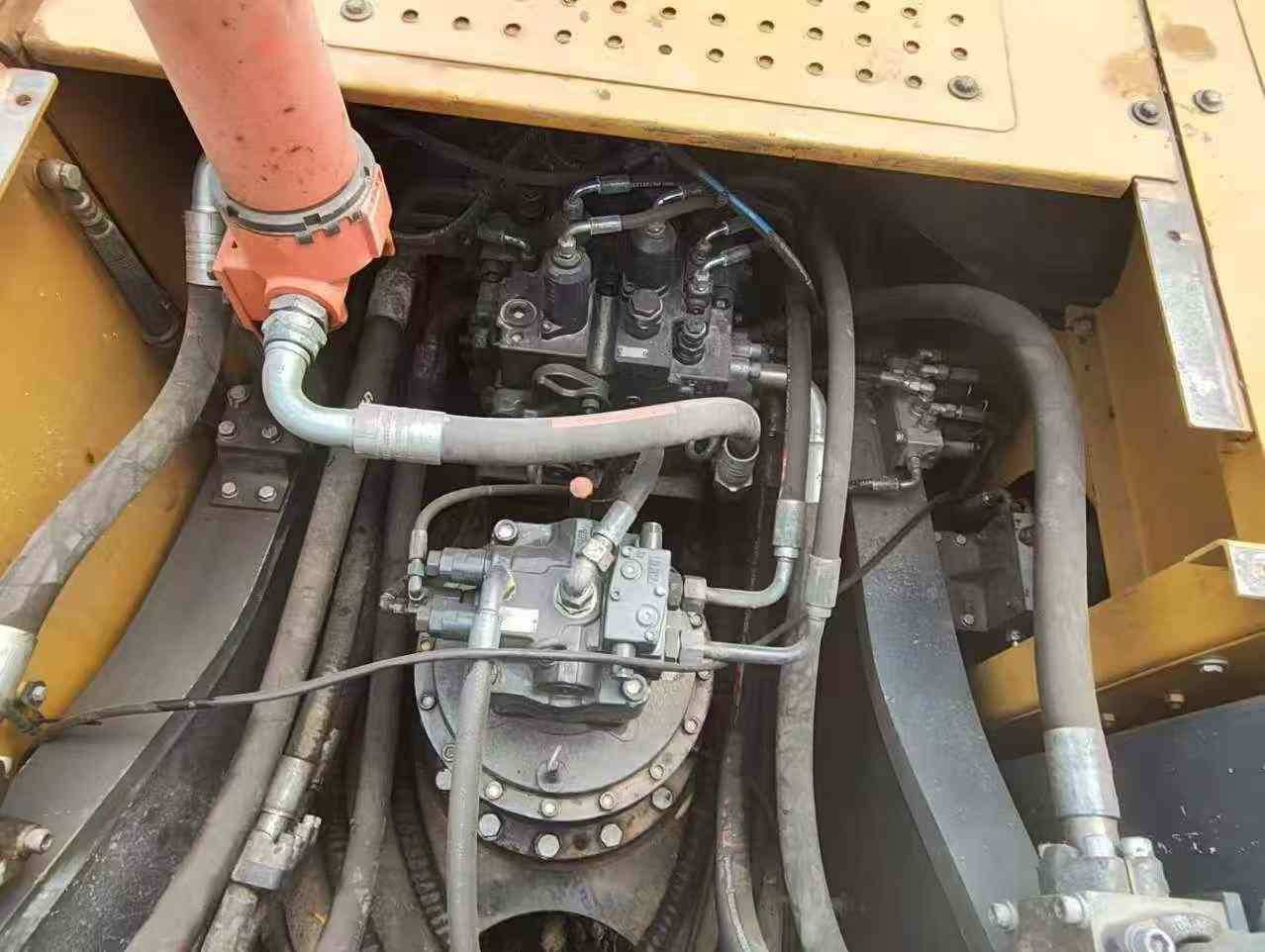 Used XCMG XE80 Excavator 2020 Model / 4