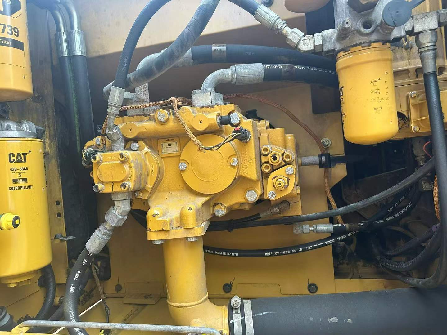 Used Caterpillar 320D Excavator 2016 Model / 3