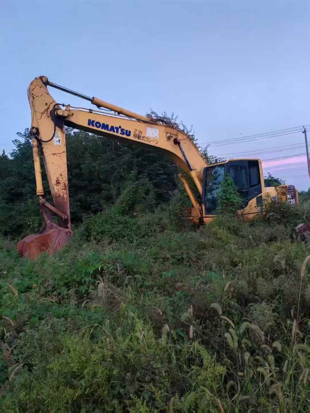 Used Komatsu PW200-7 Excavator 2016 Model / 3