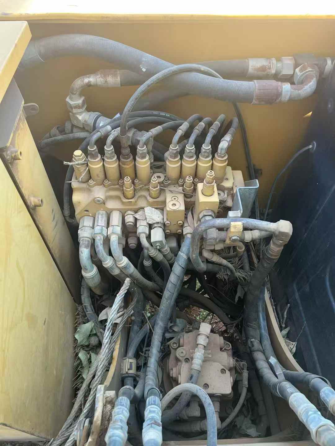 Used Caterpillar 307V2 Excavator 2011 Model / 3