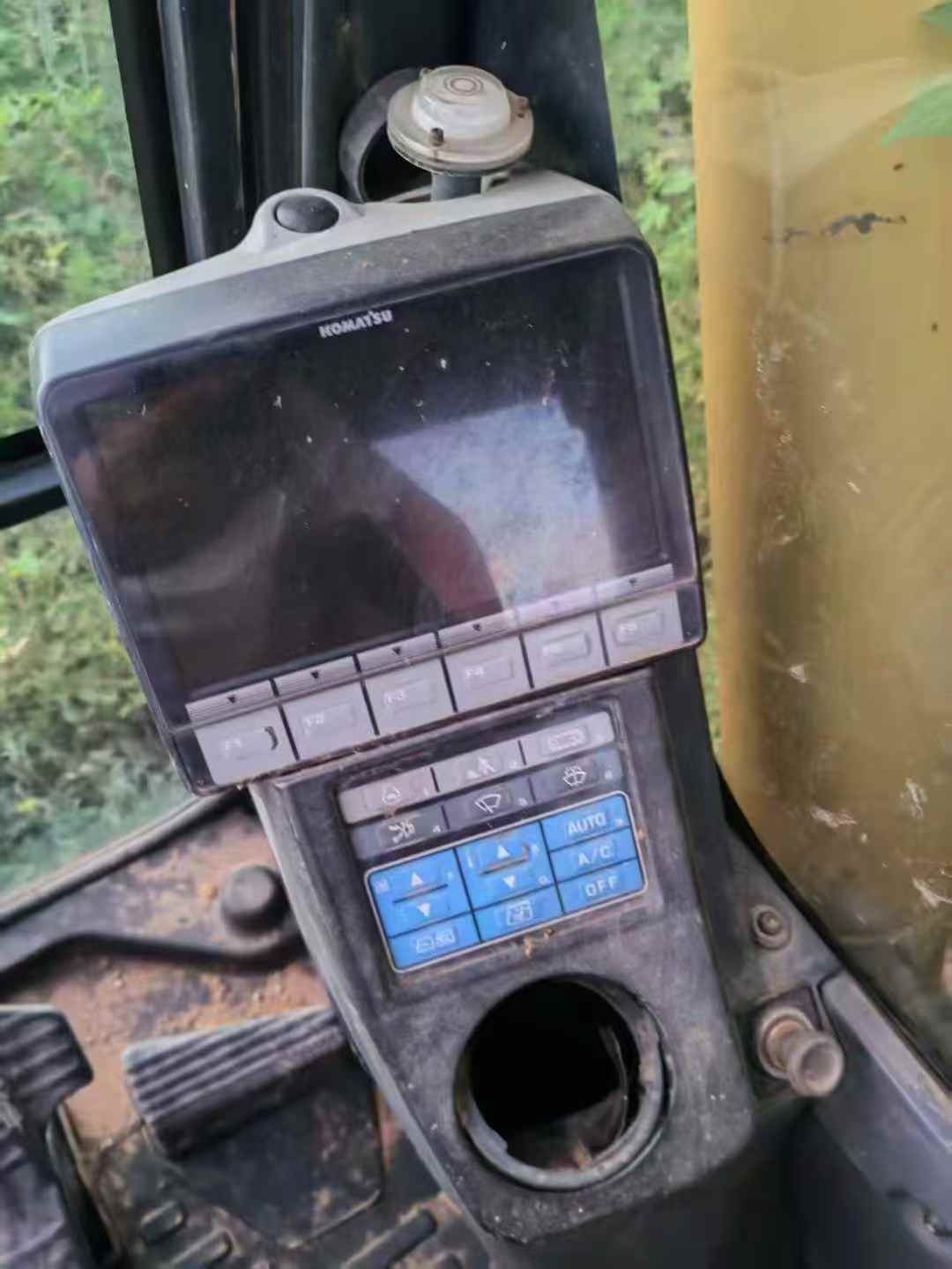 Used Komatsu PW200-7 Excavator 2016 Model / 5