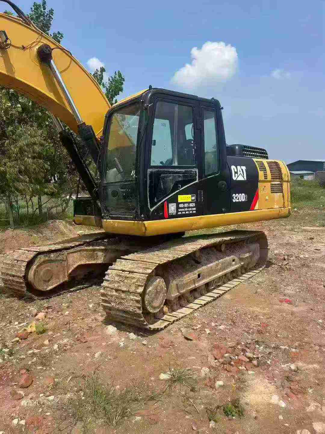 Used Caterpillar 320D Excavator 2015 Model / 8