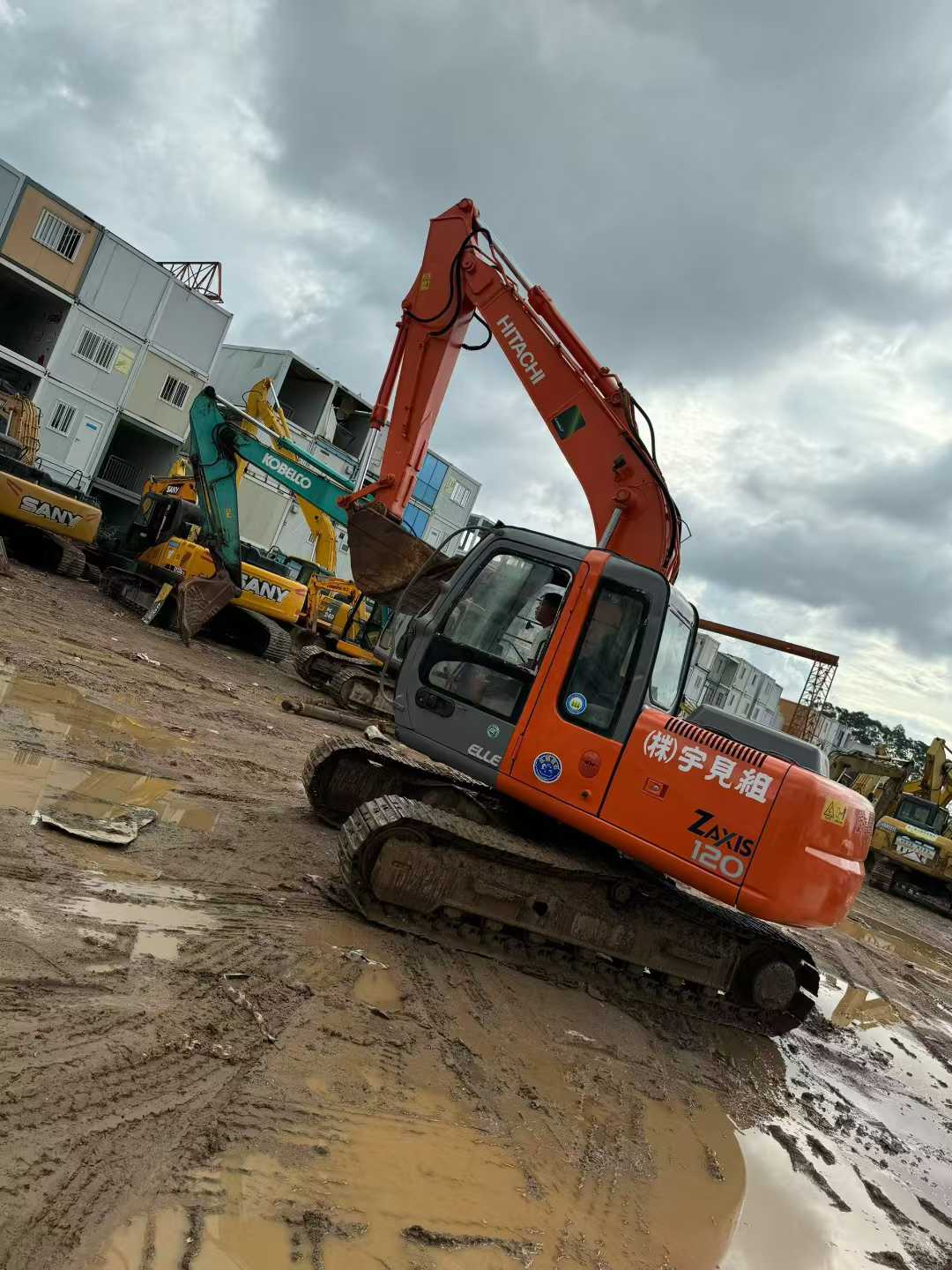 Used Hitachi ZX120 Excavator 2016 Model / 2