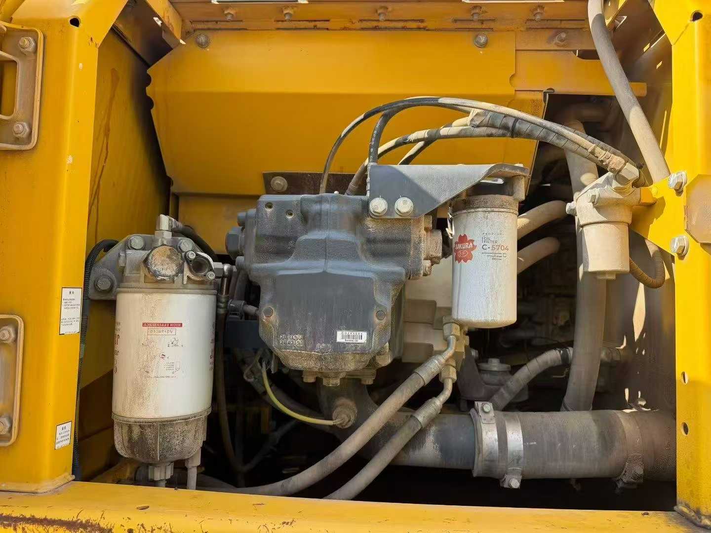 Used Komatsu PC200LC-8M0 Excavator 2020 Model / 4