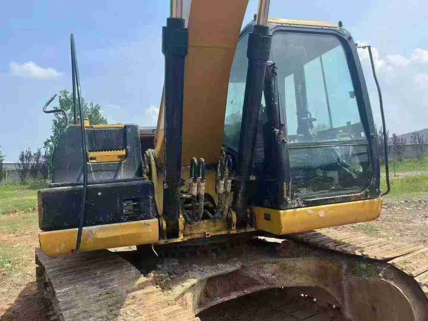 Used Caterpillar 320D Excavator 2015 Model / 9