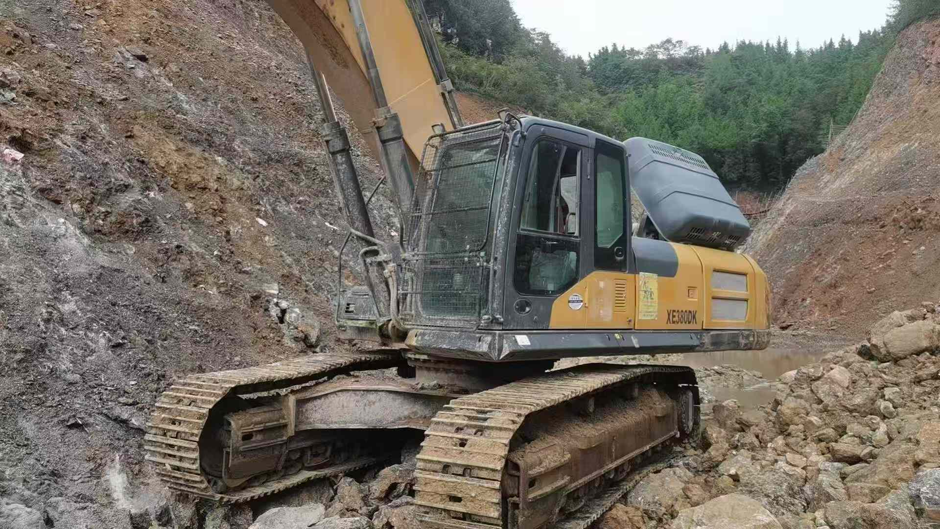 Used XCMG XE370 Excavator 2019 Model / 4