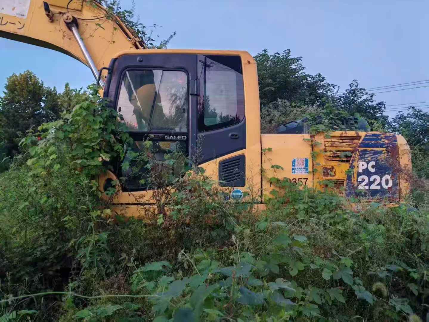 Used Komatsu PW200-7 Excavator 2016 Model / 8