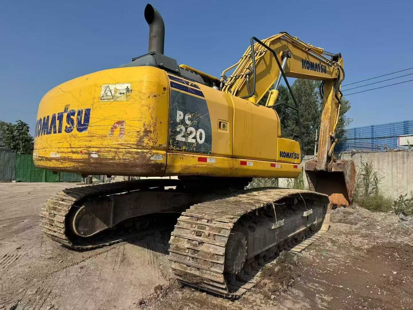 Used Komatsu PC200LC-8M0 Excavator 2020 Model / 3