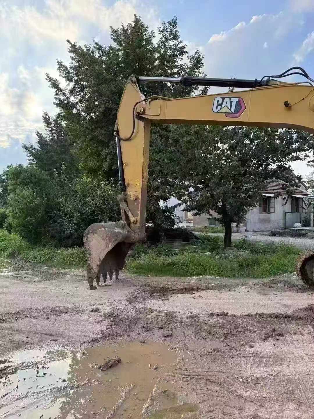 Used Caterpillar 320GC Excavator 2020 Model / 4