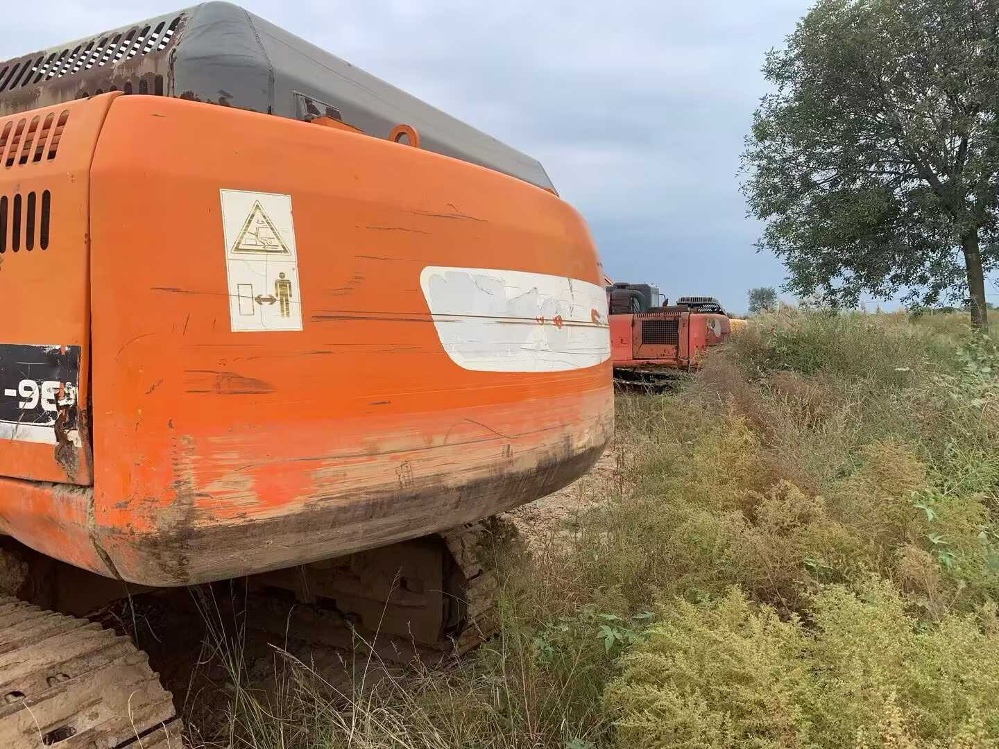 Used Doosan DX15 Excavator 2012 Model / 3