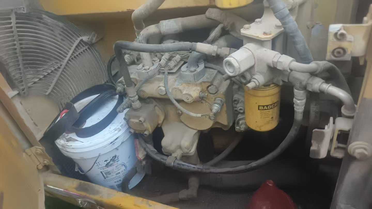 Used Caterpillar 320C Excavator 2016 Model / 3